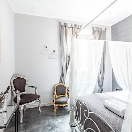 Heart Of San Lorenzo בית הארחה רומא